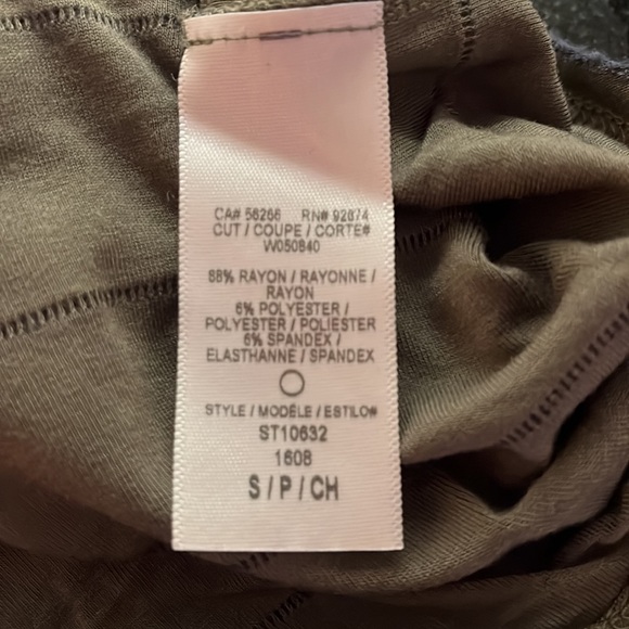 SPLENDID Stripe Pullover with Back Detail Size S - Picture 6 of 6